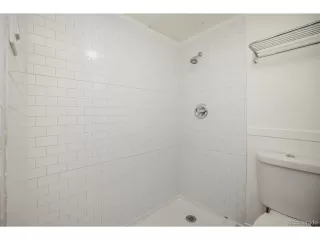 Photo #5: 4983070 Listing