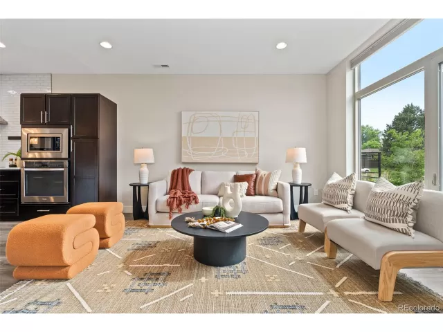 MLS: 4986454 Condo For Sale