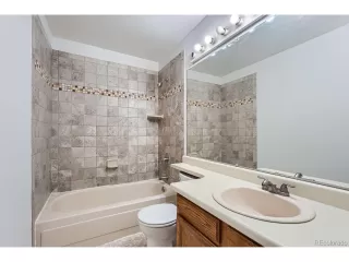 Photo #5: 4987033 Listing 