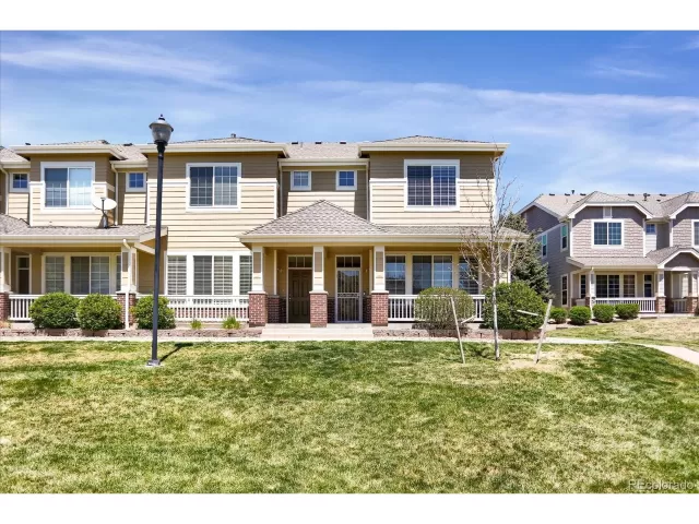 MLS: 4987477 Condo For Sale