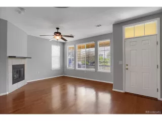 Photo #5: 4987477 Listing