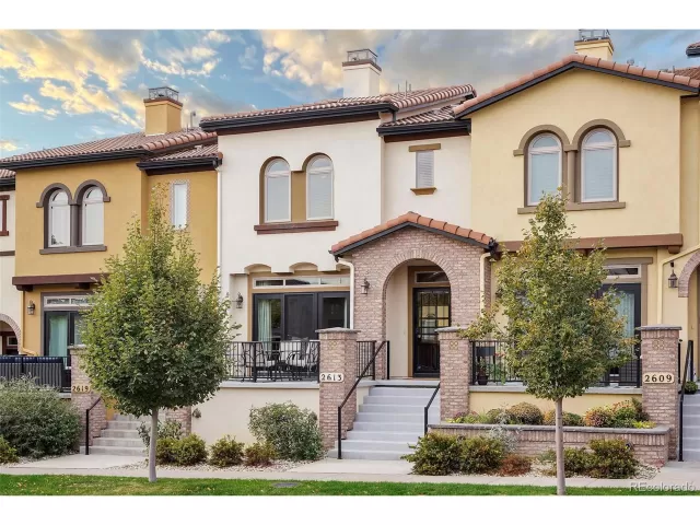 MLS: 4988537 Condo For Sale