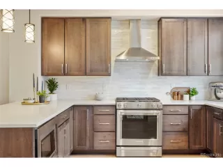 Photo #4: 4988537 Listing 