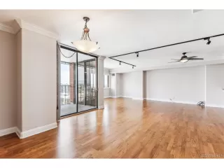 Photo #2: 4989560 Listing 