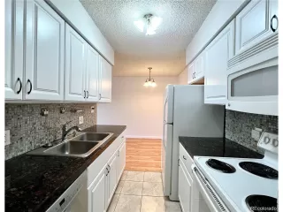 Photo #2: 4989617 Listing 