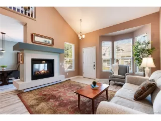 Photo #4: 4990798 Listing 