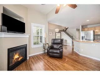 Photo #5: 4991214 Listing