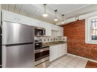 Photo #4: 4993029 Listing