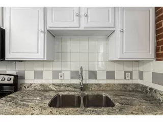 Photo #6: 4993029 Listing