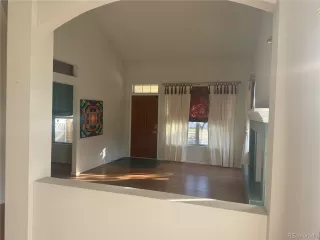 Photo #3: 4994683 Listing