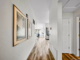 Photo #4: 4998460 Listing