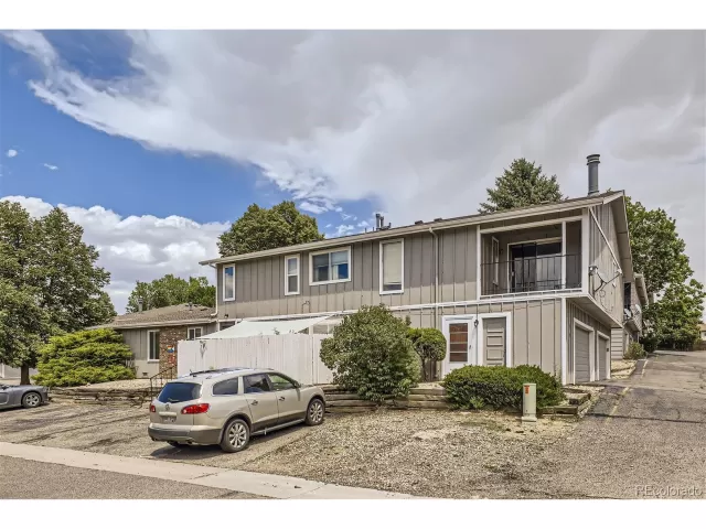 MLS: 5002954 Condo For Sale