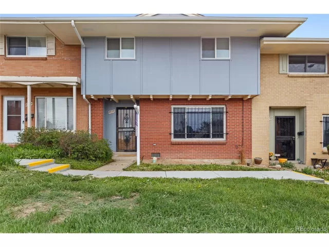 MLS: 5005062 Condo For Sale