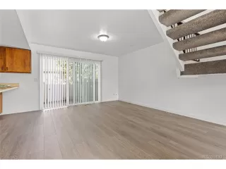 Photo #4: 5005062 Listing 