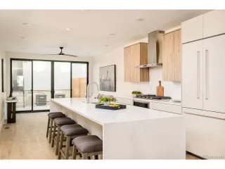 Photo #2: 5006746 Listing 