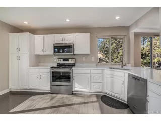 Photo #5: 5008624 Listing 