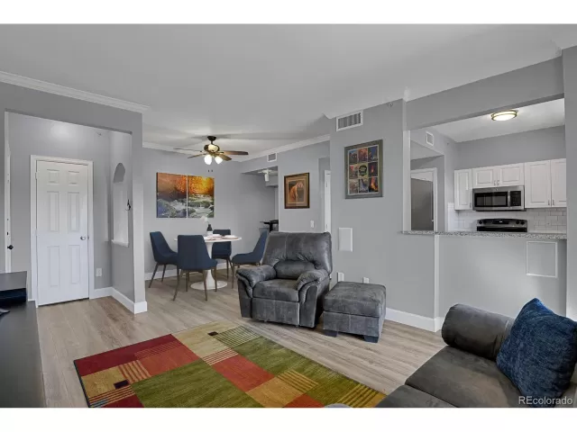 MLS: 5009684 Condo For Sale