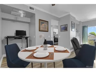 Photo #6: 5009684 Listing 