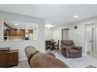 Photo #5: 5011224 Listing 