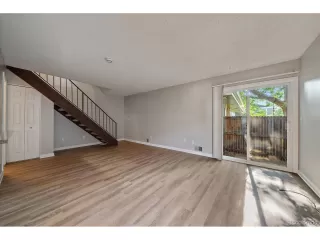 Photo #2: 5011861 Listing 