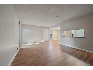 Photo #5: 5011861 Listing 