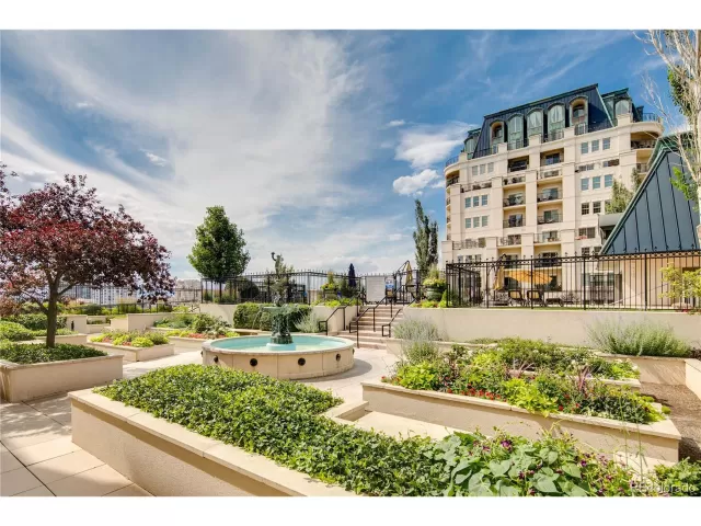 MLS: 5011908 Condo For Sale