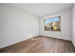 Photo #3: 5012566 Listing