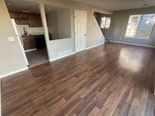 Photo #3: 5014728 Listing 