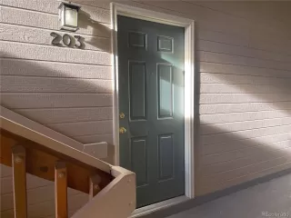 Photo #4: 5015588 Listing