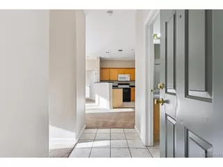 Photo #5: 5015588 Listing