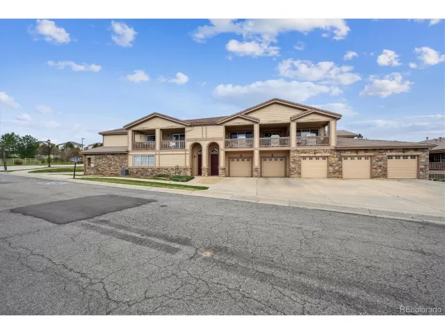 MLS: 5017031 Condo For Sale