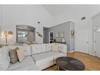 Photo #3: 5018658 Listing