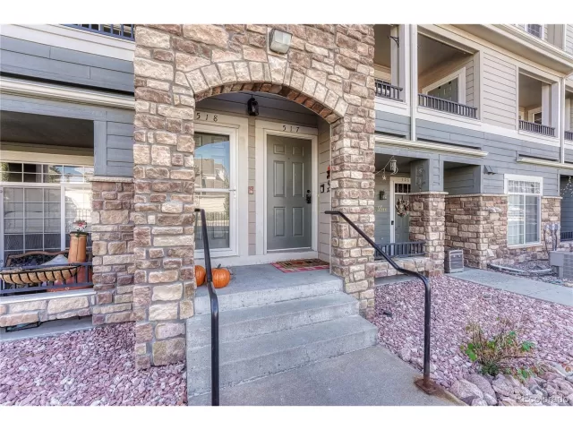 MLS: 5019143 Condo For Sale