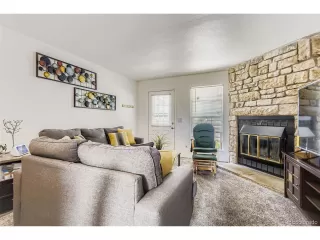 Photo #2: 5025616 Listing