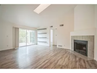 Photo #3: 5027472 Listing 