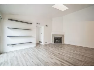 Photo #4: 5027472 Listing 