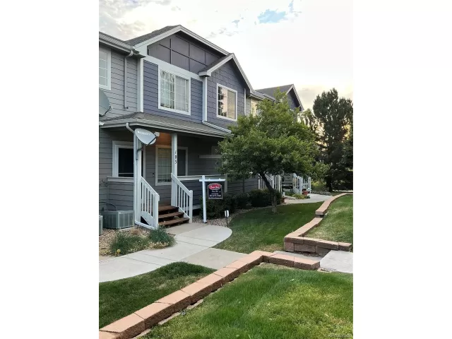 MLS: 5028843 Condo For Sale