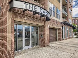 Photo #3: 5029540 Listing