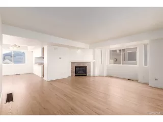 Photo #3: 5029769 Listing