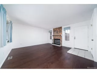 Photo #4: 5032113 Listing