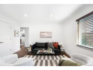 Photo #4: 5032328 Listing