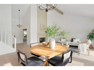 Photo #5: 5032398 Listing 