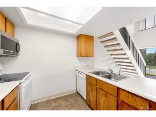 Photo #4: 5033761 Listing