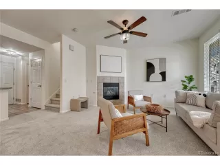 Photo #6: 5033893 Listing