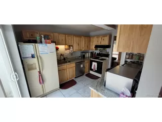 Photo #2: 5034599 Listing