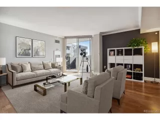 Photo #3: 5036274 Listing 