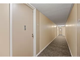 Photo #5: 5039365 Listing