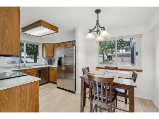 Photo #5: 5044964 Listing