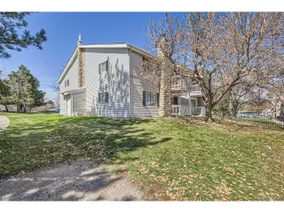 Photo #2: 5045471 Listing 