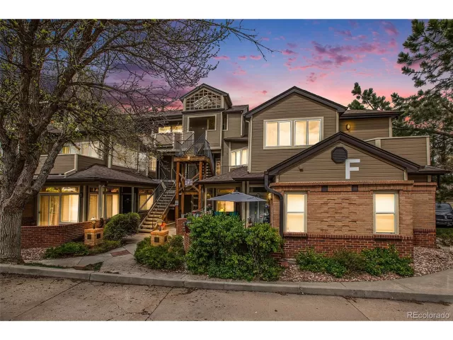 MLS: 5047981 Condo For Sale